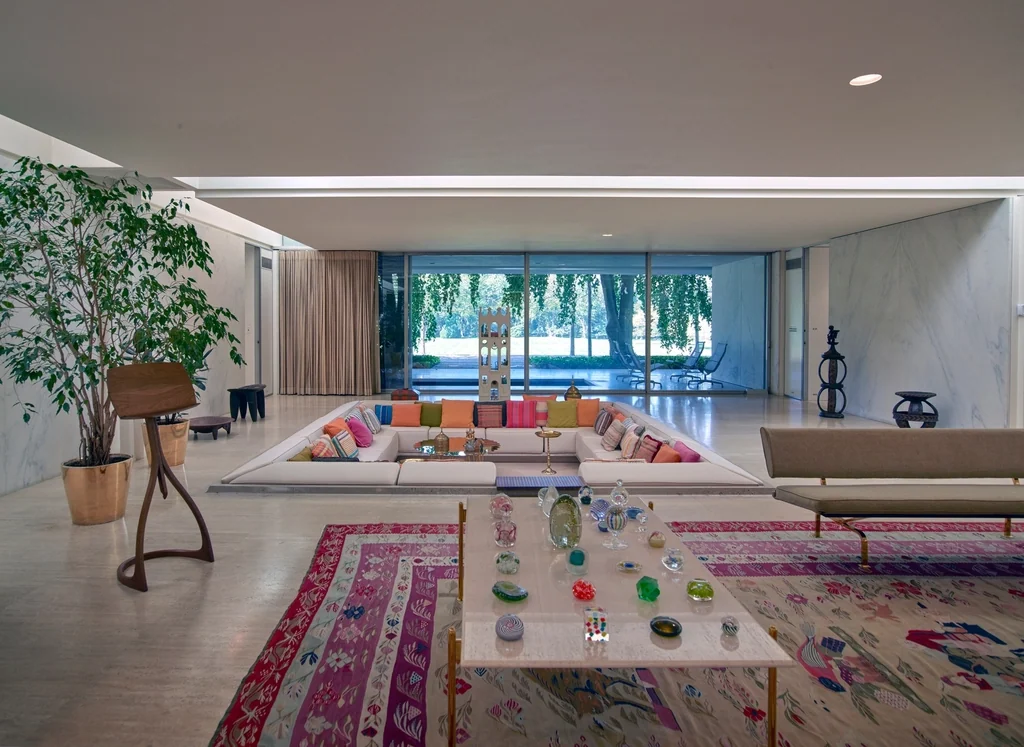 Luxury, Design & Custom Build — CMC customer outcome